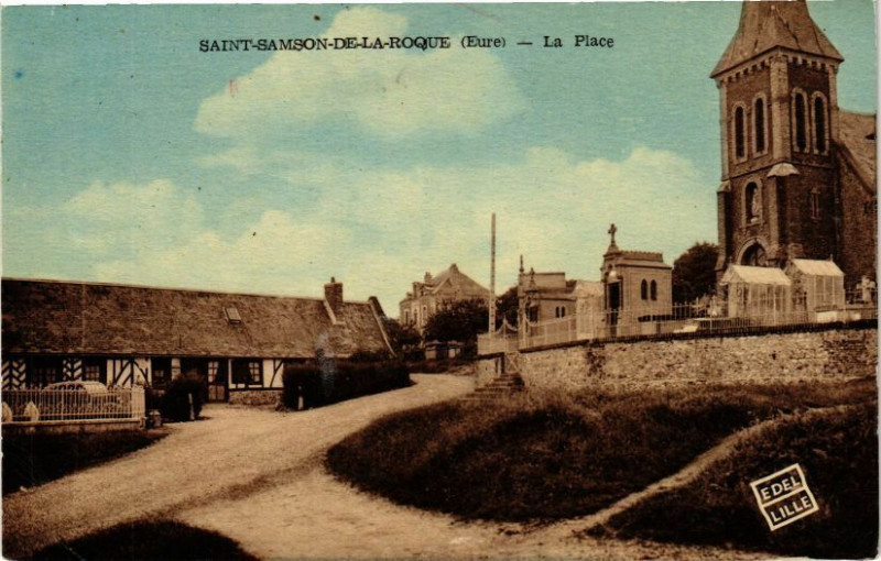 Carte postale ancienne Saint-Samson-de-la-Roque - La Place à Saint-Samson-de-la-Roque