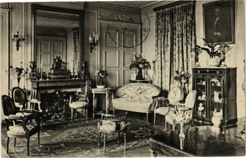 Carte postale ancienne Port-Mort - Le Salon à Port-Mort