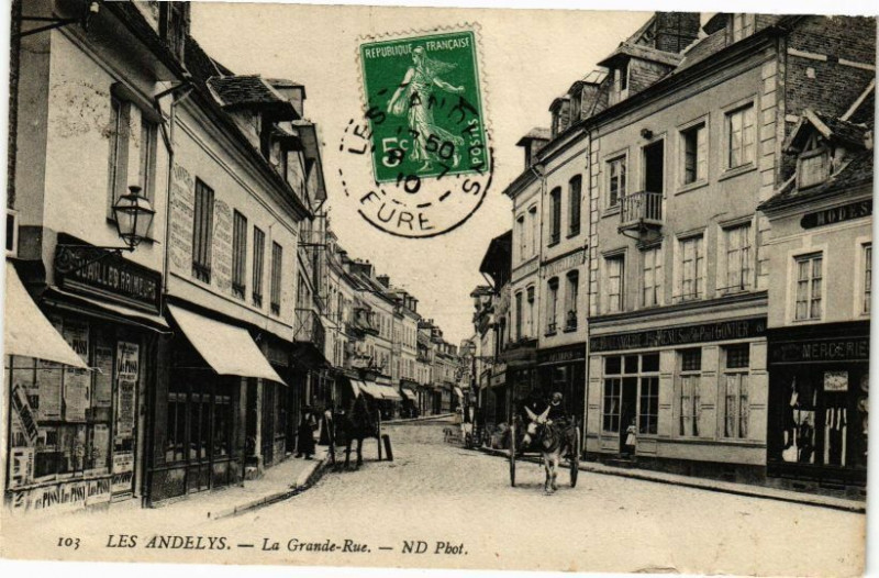 Carte postale ancienne Les Andelys - La Grande Rue aux Andelys