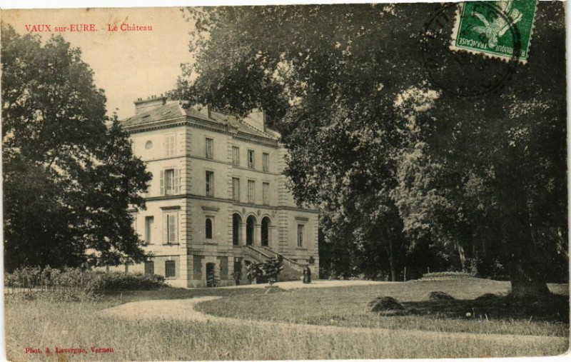 Carte postale ancienne Vaux-sur-Eure - Le Chateau à Vaux-sur-Eure