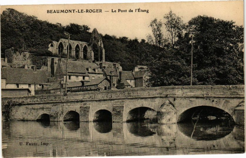Carte postale ancienne Beaumont-le-Roger - Le Pont de l'Etang à Beaumont-le-Roger