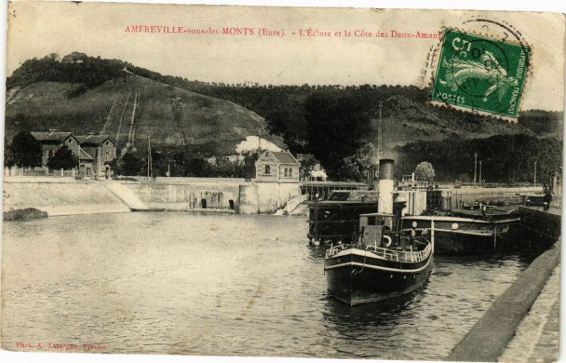 Carte postale ancienne Amfreville-sous-les-Monts - L'Ecluse et la Coté des Deux Amant à Amfreville-sous-les-Monts
