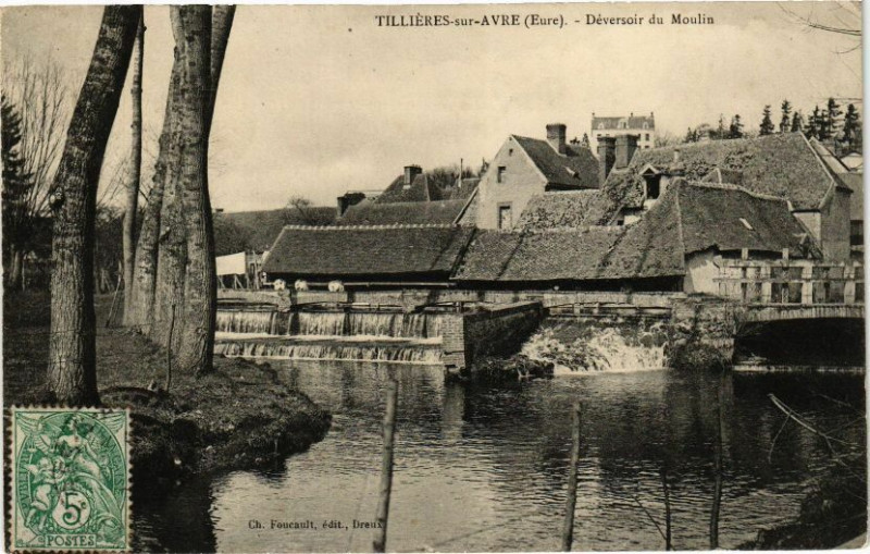 Carte postale ancienne Tillieres-sur-Avre - Déversoir du Moulin à Tillières-sur-Avre