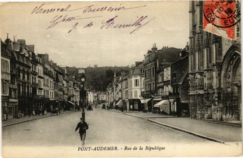 Carte postale ancienne Pont-Audemer - Rue de la République à Pont-Audemer