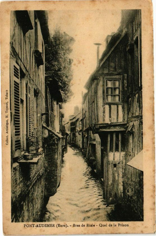 Carte postale ancienne Pont-Audemer - Bras de Risle - Quai de la Prison à Pont-Audemer