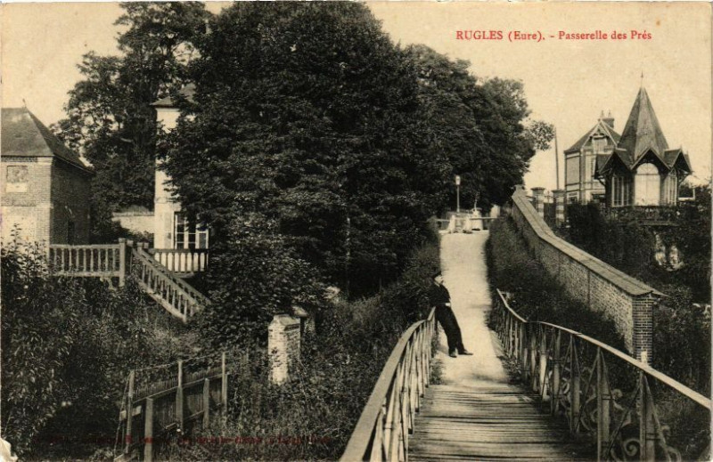 Carte postale ancienne Rugles - Passarelle des pres à Rugles