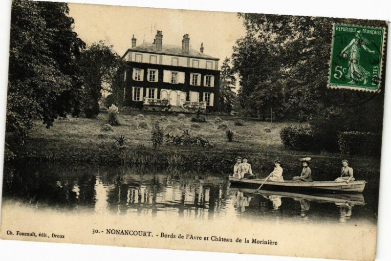 Carte postale ancienne Nonancourt - Bords de l'Avre et Chateau de la Morinére à Nonancourt