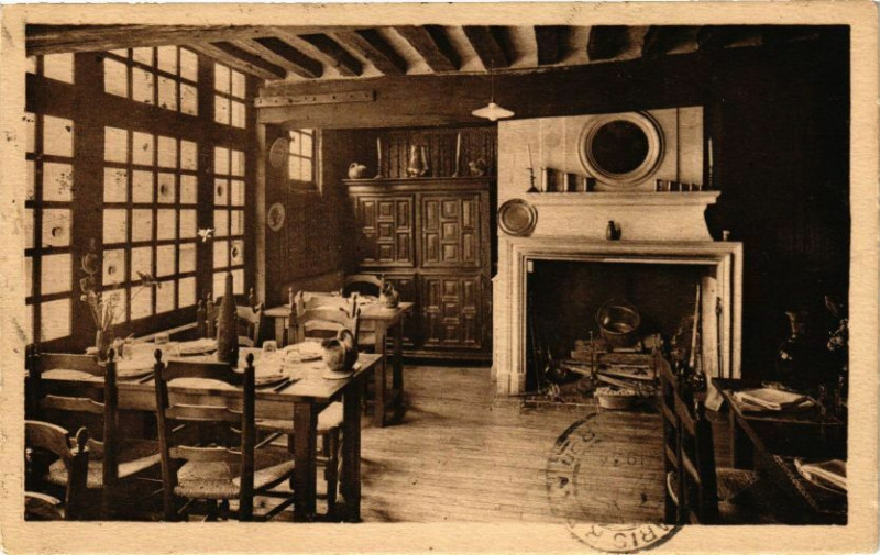 Carte postale ancienne Auberge du Vieux Puits a Pont-Audemer - Une Salle Normande à Pont-Audemer