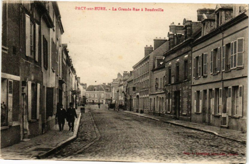 Carte postale ancienne Pacy-sur-Eure - La Grande Rue a Boudeville à Pacy-sur-Eure