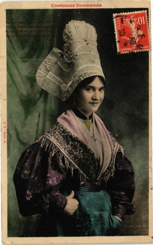 Carte postale ancienne Costumes Normanda