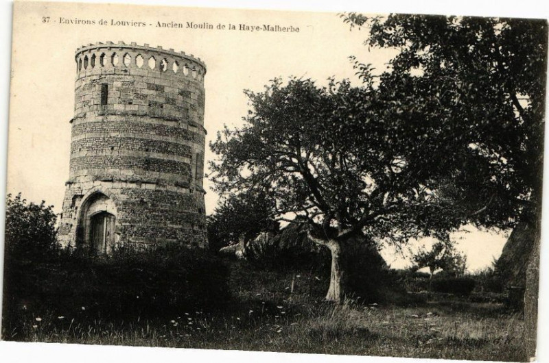 Carte postale ancienne Environs de Louviers - Ancien Moulin de La Haye-Malherbe à Louviers