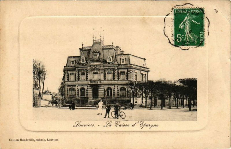 Carte postale ancienne Louviers - La Caisse d'Epargne à Louviers