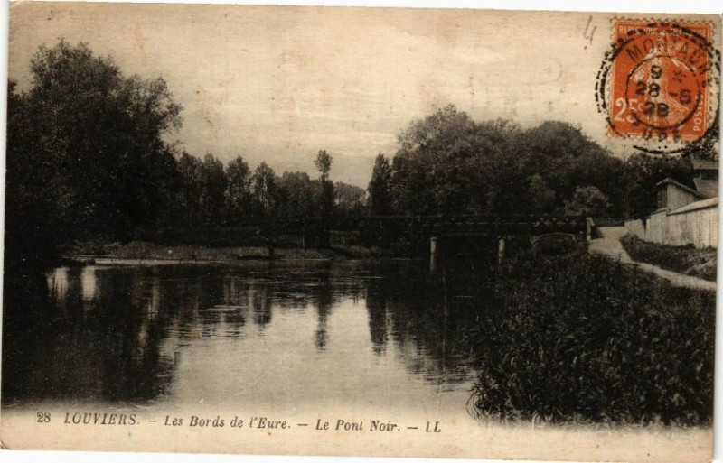 Carte postale ancienne Louviers - Les Bords de l'Eure - Le Pont Noir à Louviers
