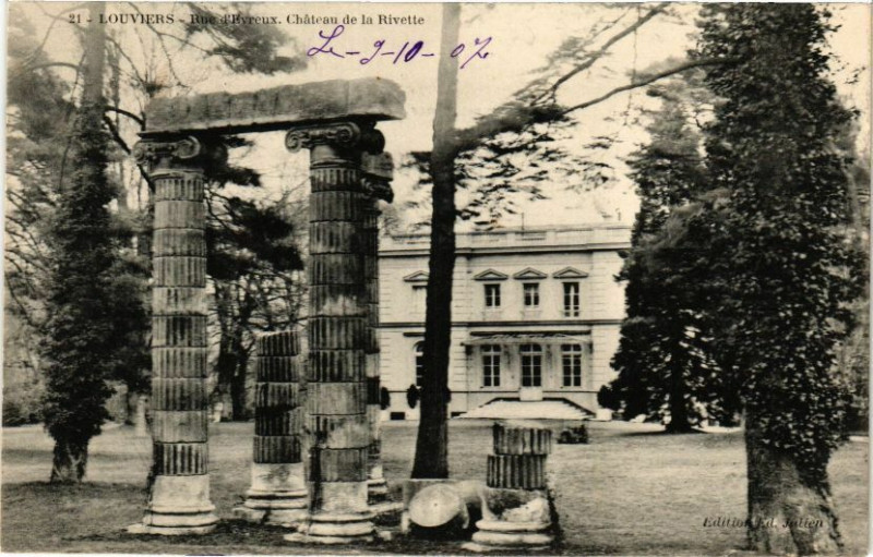 Carte postale ancienne Louviers - Rue d'Byreux Chateau de la Rivette à Louviers