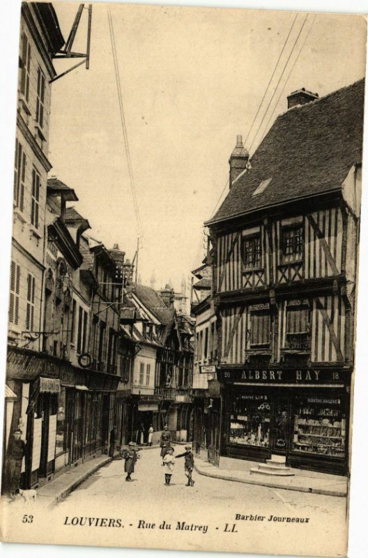 Carte postale ancienne Louviers - Rue du Matrey à Louviers