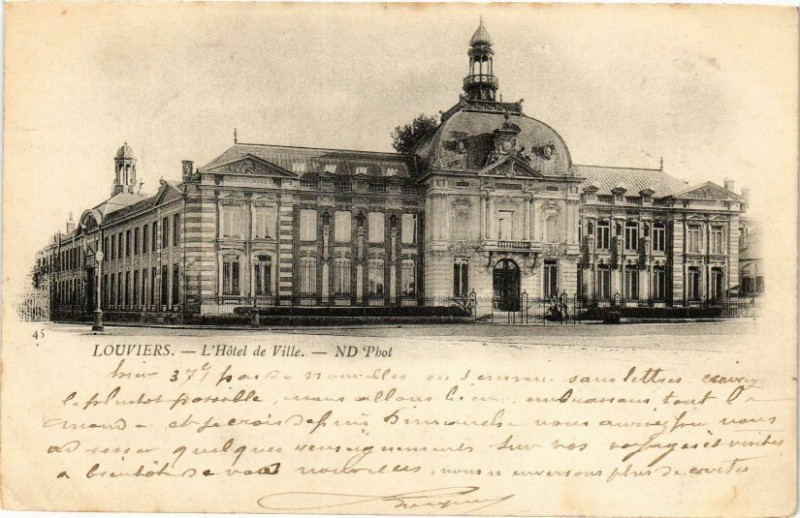 Carte postale ancienne Louviers - L'Hotelde Ville à Louviers