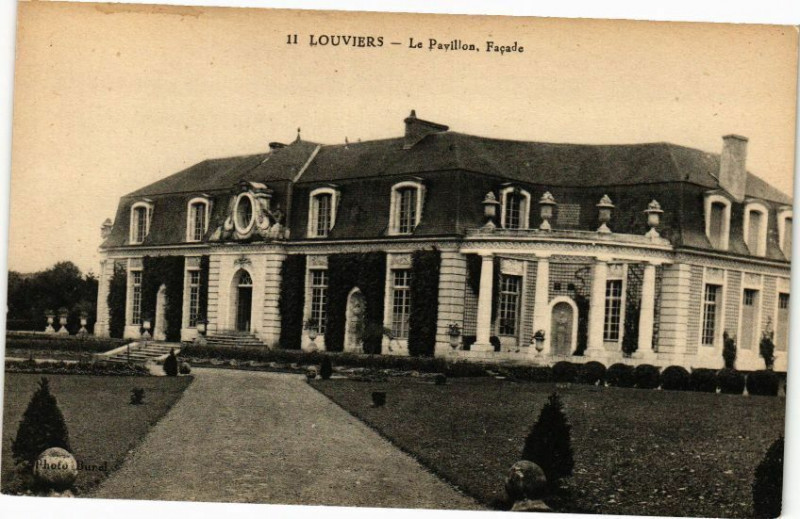 Carte postale ancienne Louviers - La Pavillon Facade à Louviers