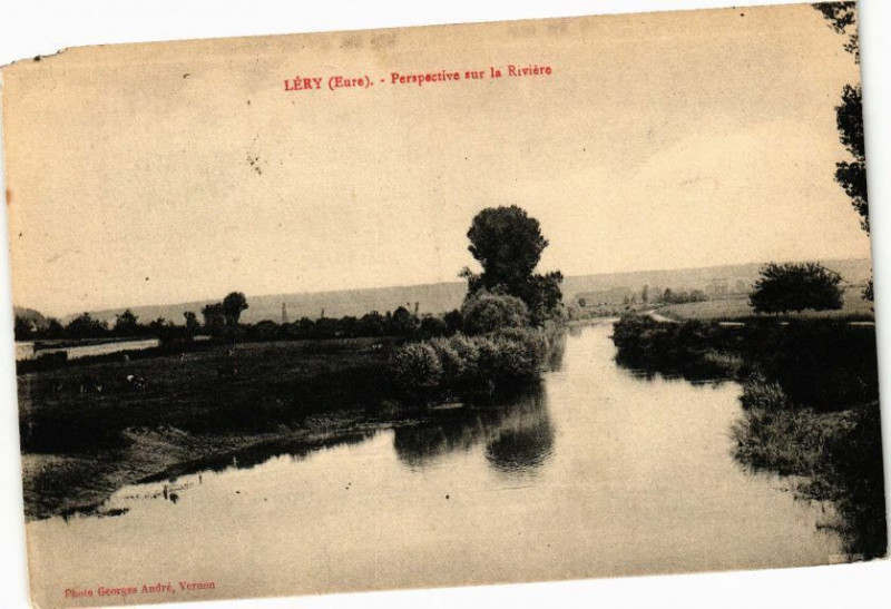 Carte postale ancienne Léry - Perspective sur la Riviere à Léry