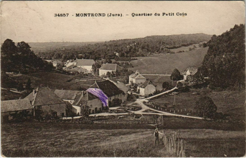 Carte postale ancienne Montrond - Quartier du Petit Coin à Montrond