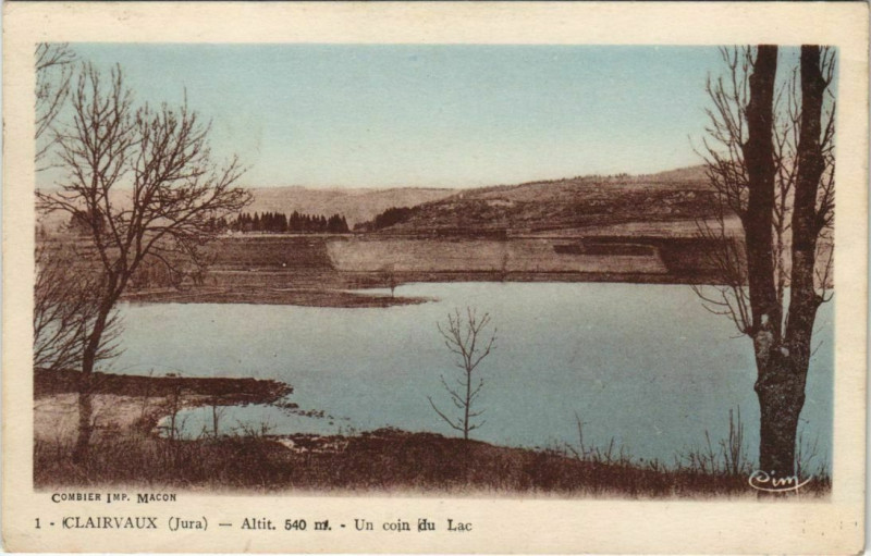 Carte postale ancienne Clairvaoux - 540 m Un coin du Lac