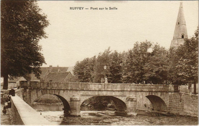 Carte postale ancienne Ruffey Pont sur le Seille