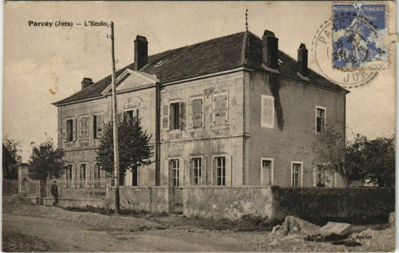 Carte postale ancienne Parcey - L'Ecole à Parcey