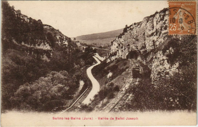 Carte postale ancienne Salins-les-Bains - Vallée de Saint-Joseph à Salins-les-Bains