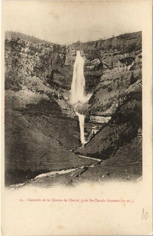 Carte postale ancienne Cascade de la Queue de Cheval Pres Saint-Claude à Saint-Claude