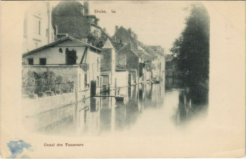 Carte postale ancienne Canal des Tanneurs