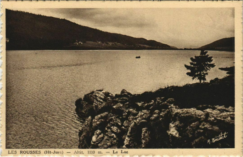 Carte postale ancienne Les Rousses - Le Lac aux Rousses