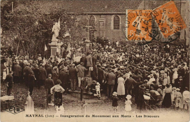 Carte postale ancienne Maynal - Inauguration du Monument aux Morts - Le Discours à Maynal