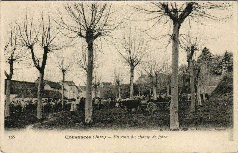 Carte postale ancienne Cousance - Un coin du champ de foire à Cousance