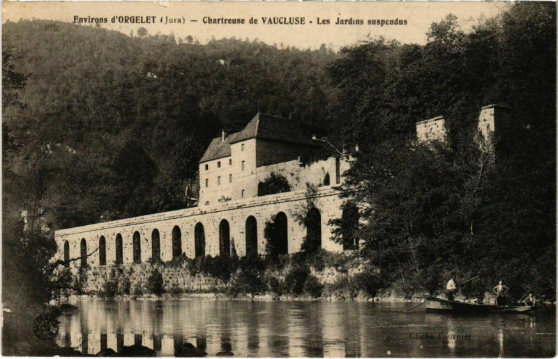Carte postale ancienne Chartreuse de Vaucluse,Les Jardins suspendus France