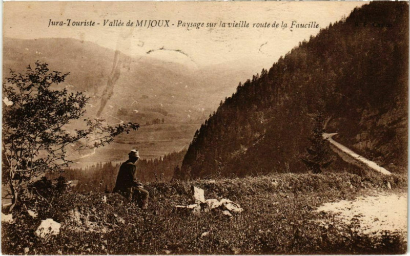 Carte postale ancienne Vallee de Mijoux-Paysage sur la vieille route France