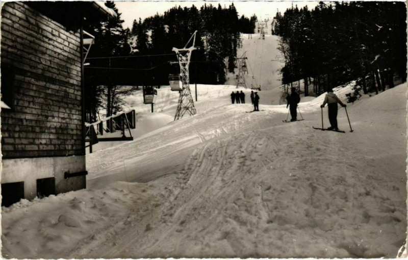 Carte postale ancienne Le Telecabine du Mont Rond, La Faucille sur Gex France