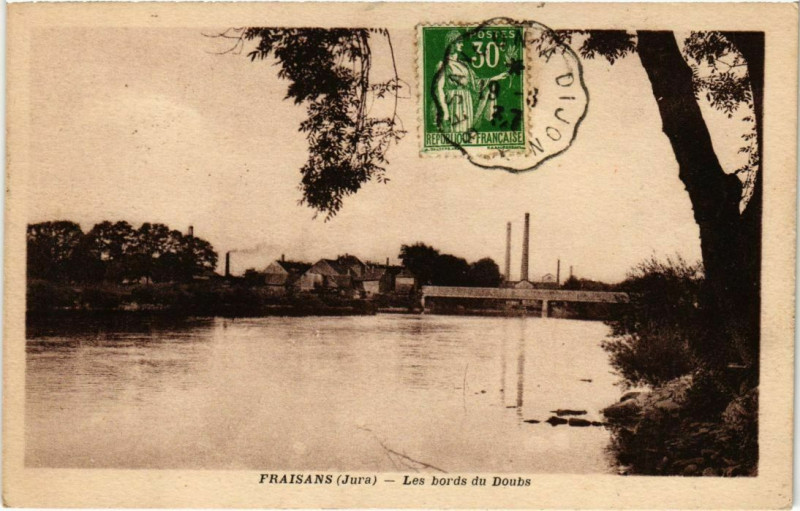 Carte postale ancienne Fraisans- Les bords du Doubs France à Fraisans