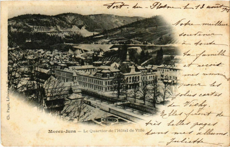 Carte postale ancienne Morez- Le Quartier de l'Hotel de Ville France