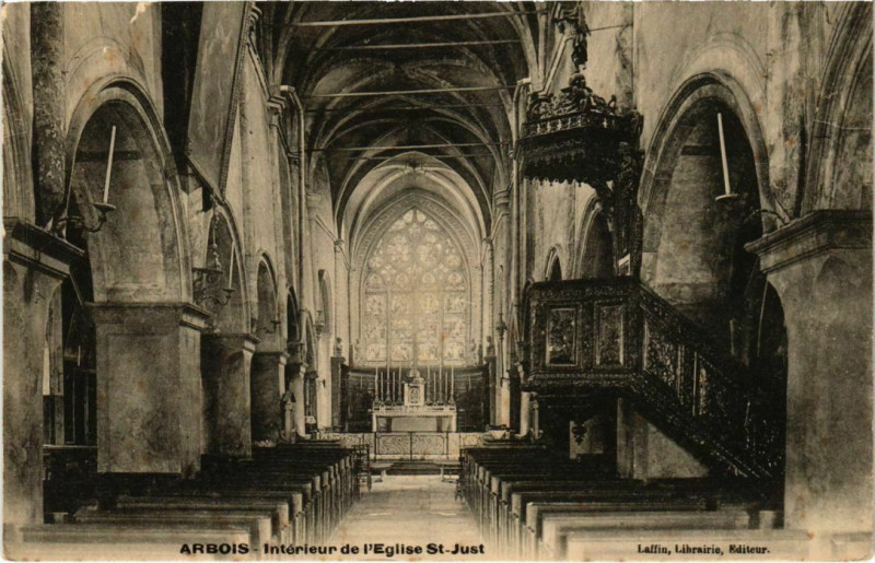Carte postale ancienne Arbois- Interieur de de l'Eglise Saint Just France à Arbois