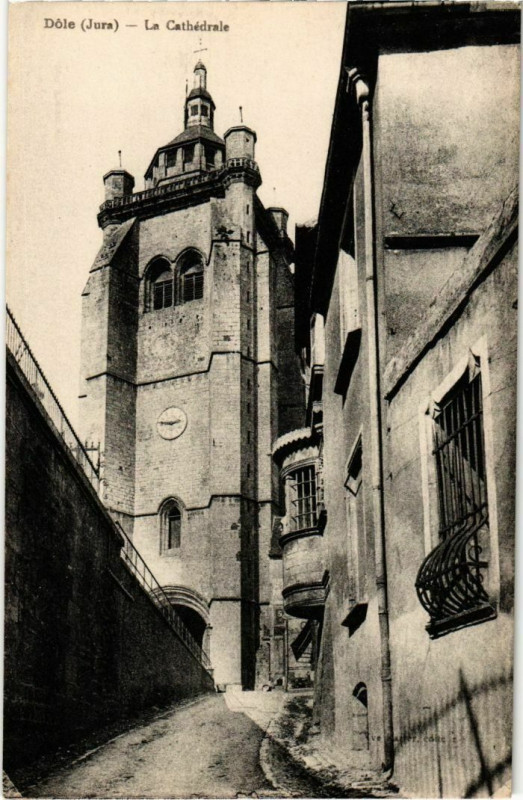 Carte postale ancienne Dole- La Cathedrale France à Dole