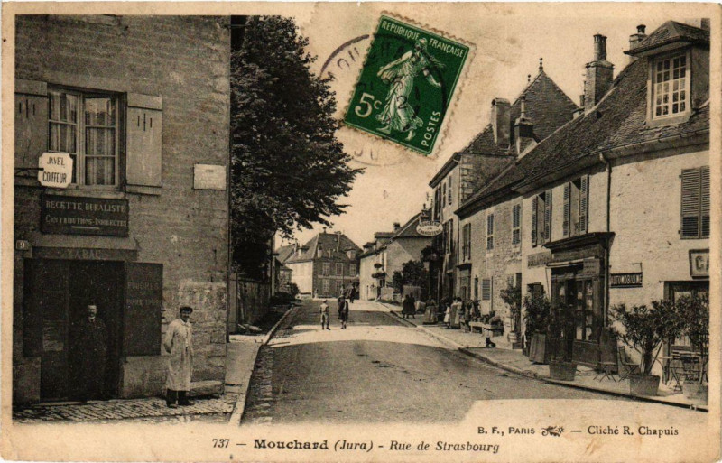 Carte postale ancienne Mouchard Rue de Strassbourg à Mouchard