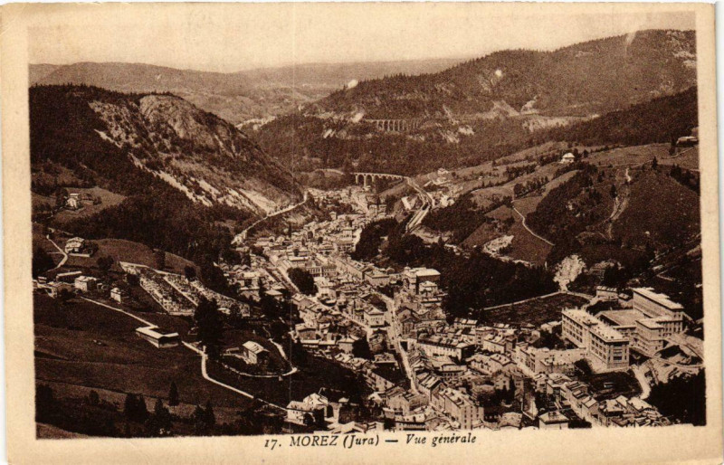 Carte postale ancienne Morez vue générale