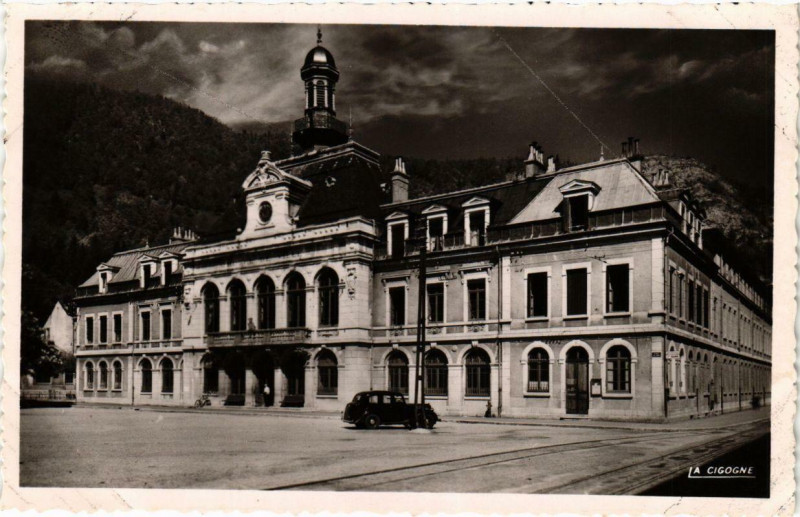 Carte postale ancienne Morez l'Hotel de Ville