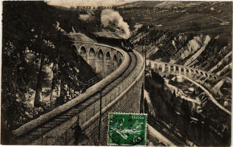 Carte postale ancienne Morez a Morbier Les Viaducs du Chemin de Fer. à Morbier