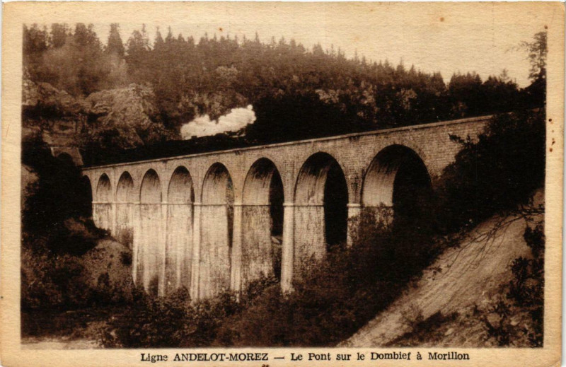 Carte postale ancienne Lige Andelot-Morez Le Pont sur le Dombief a Morillon.