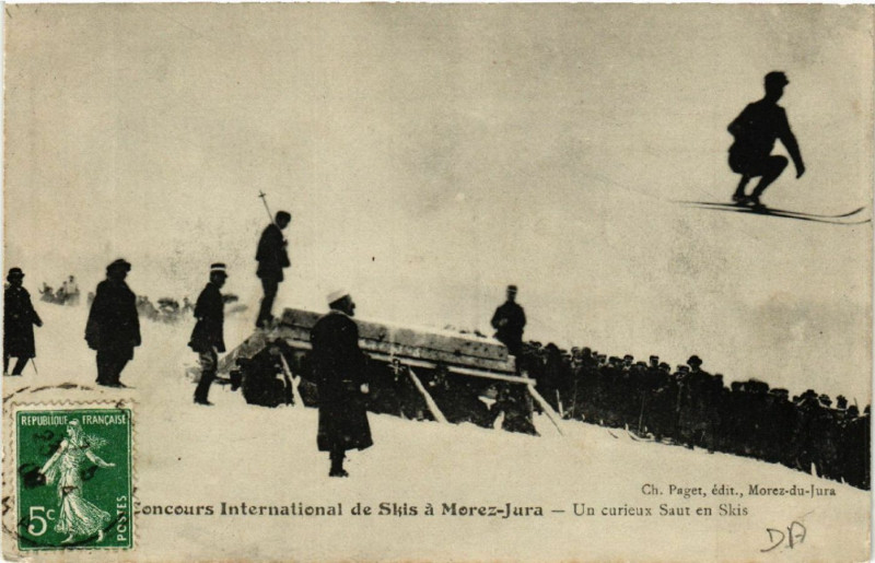Carte postale ancienne Morez Un curieux Saut en Skis