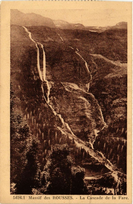 Carte postale ancienne Massif des Rousses La Cascade de la Fare