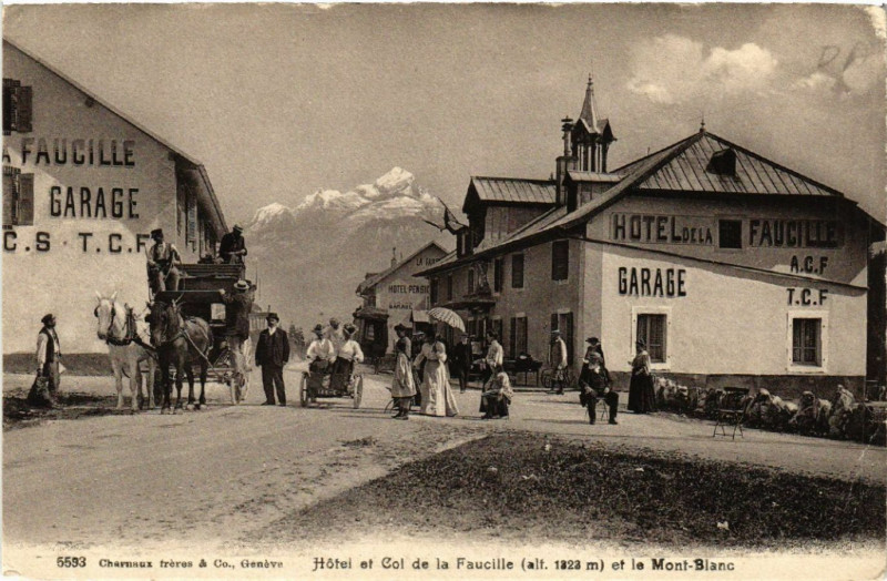 Carte postale ancienne Hotel et Col de la Faucille et le Mont Blanc