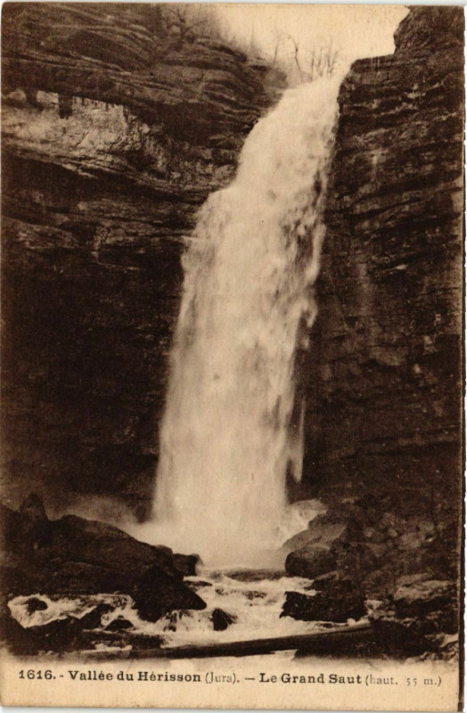 Carte postale ancienne Vallée du Herisson Le Grand Saut