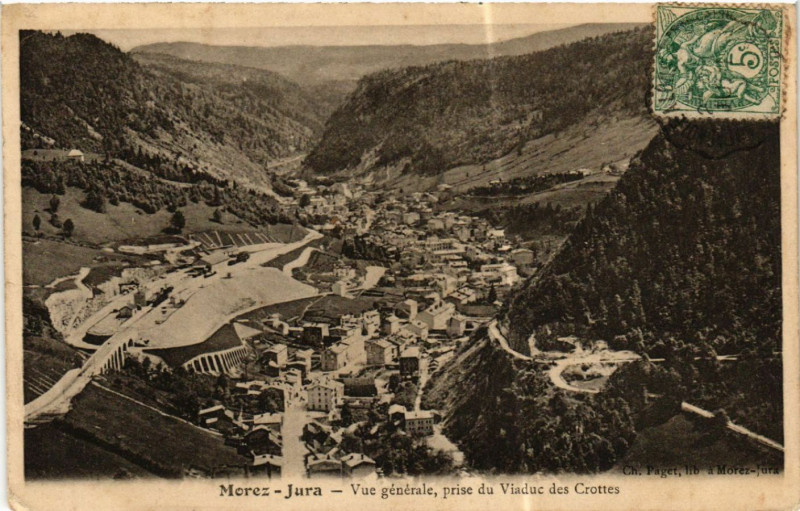 Carte postale ancienne Morez Vue générale prise du Viaduc des Grottes