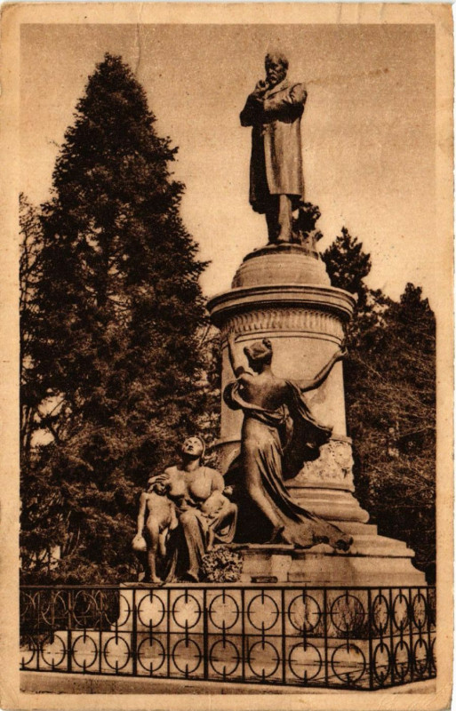 Carte postale ancienne Dole Monument Pasteur à Dole